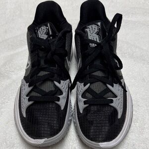 Nike Kyrie TB Lowback Men’s Shoes Wolf Grey